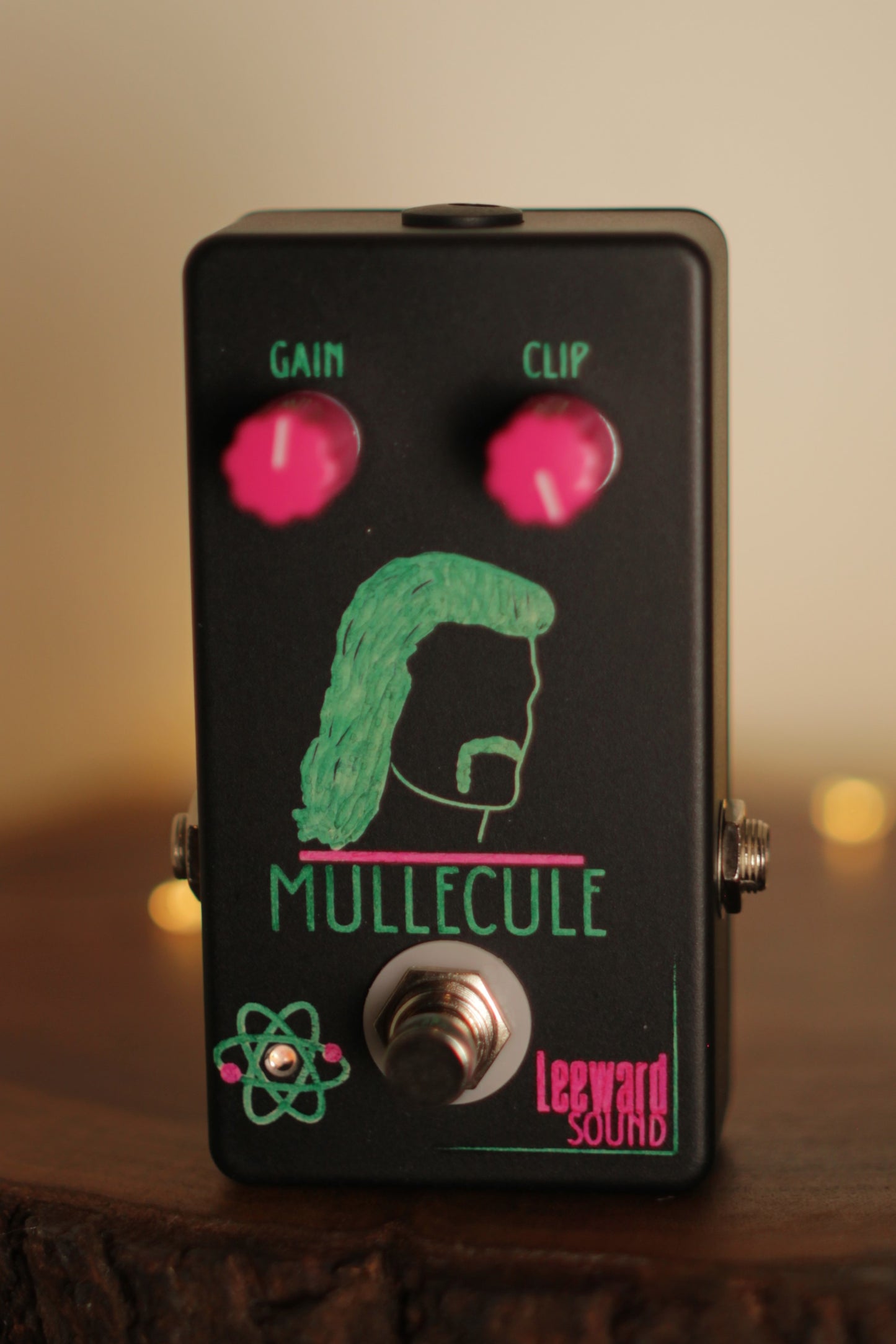 Mullecule Distortion
