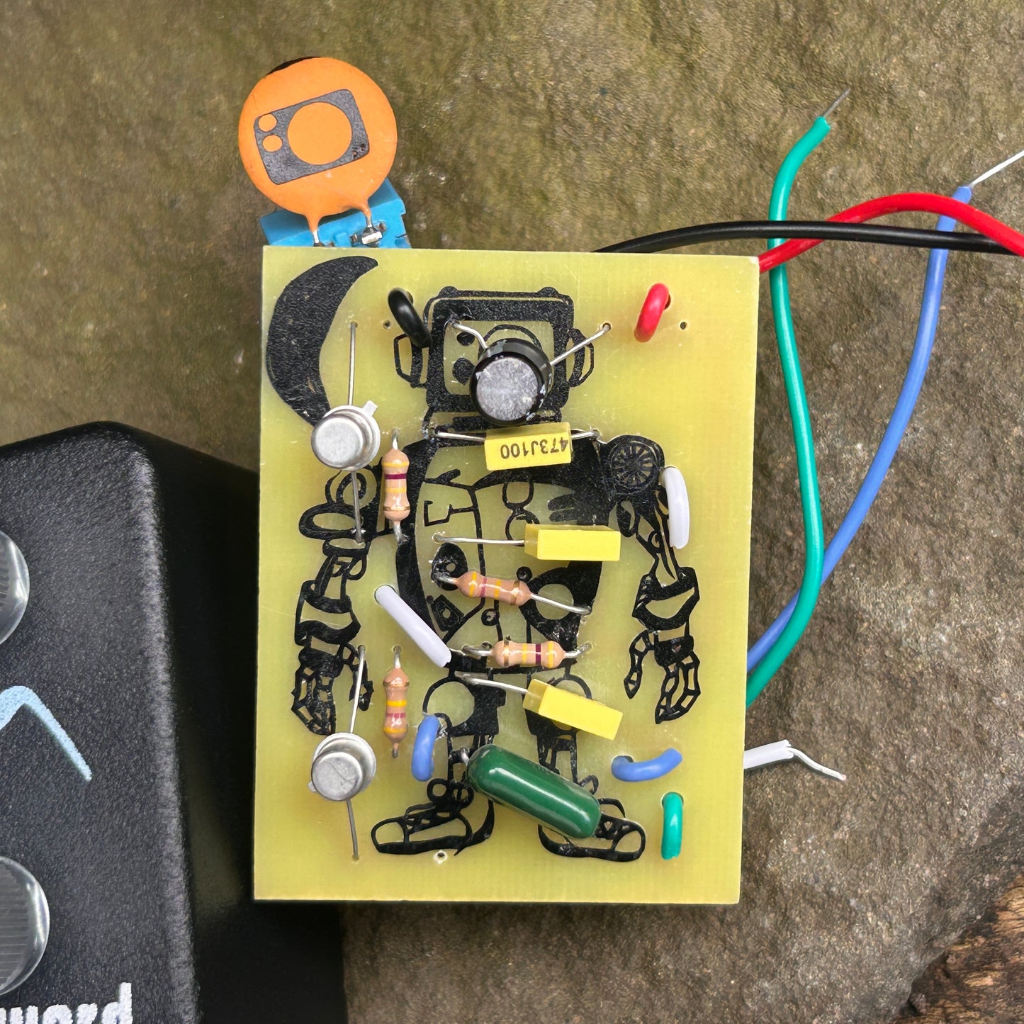 Earther Fuzz