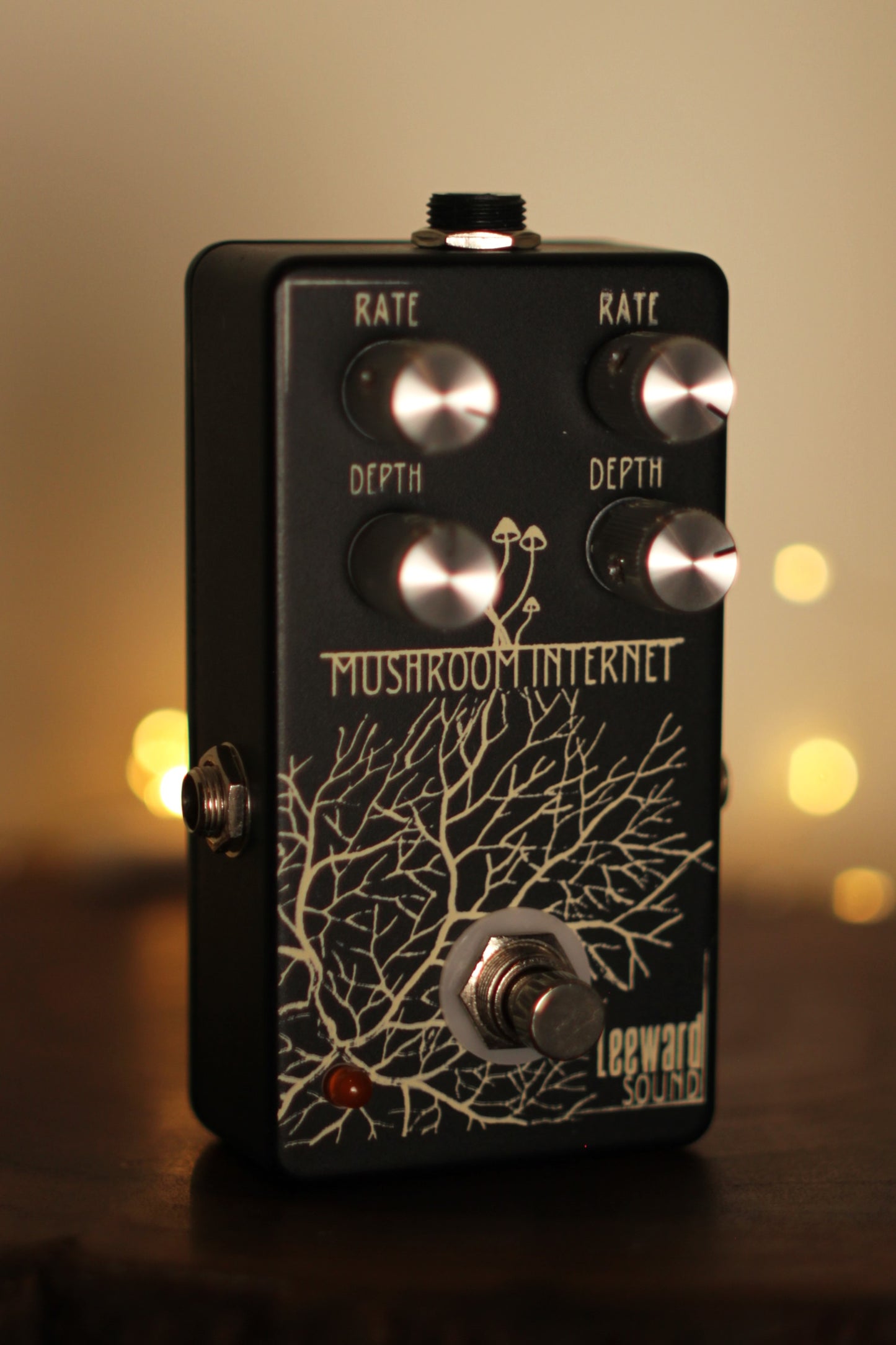 Mushroom Internet Dual Parallel Tremolo Portal