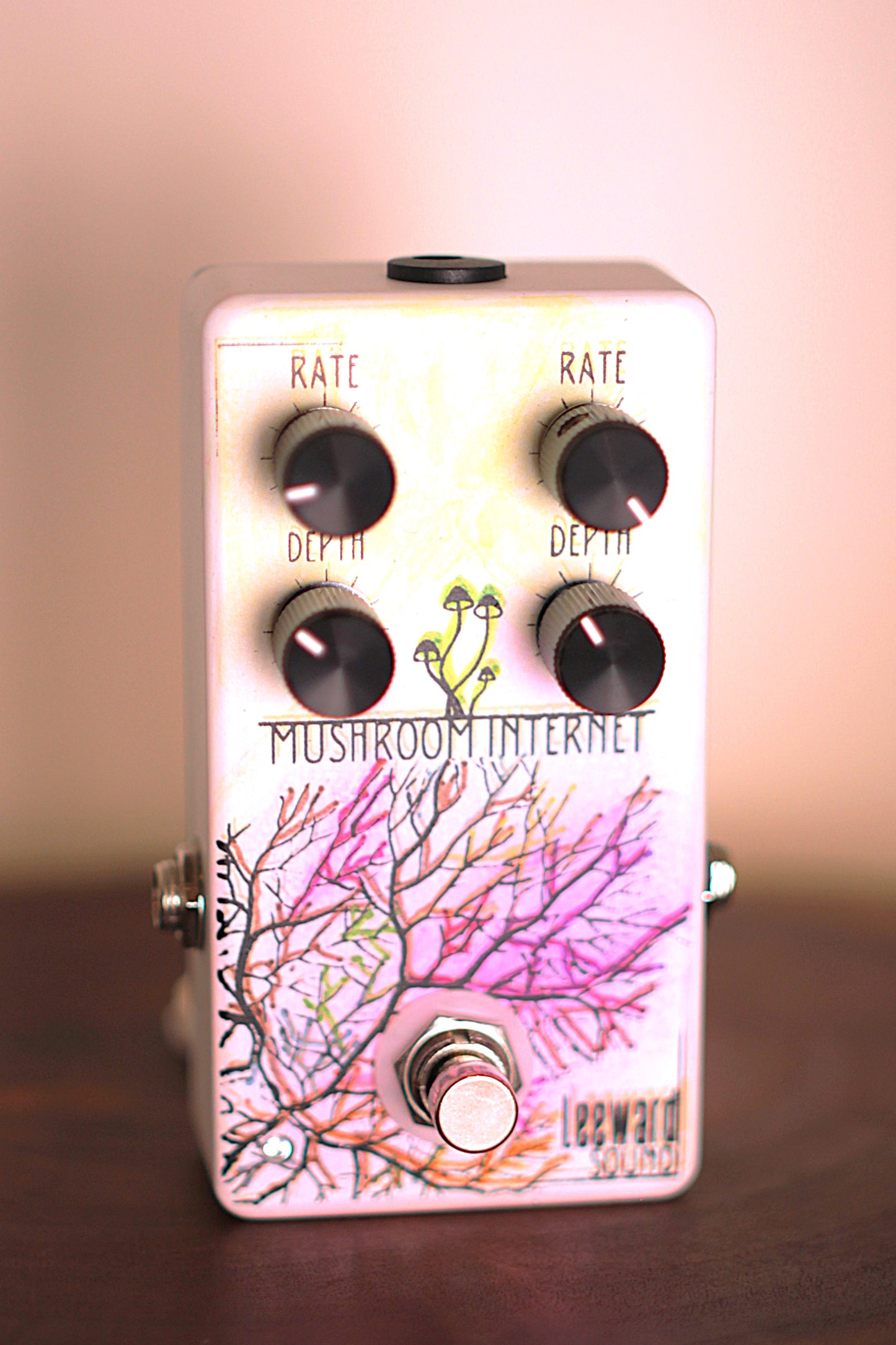 Mushroom Internet Dual Parallel Tremolo Portal